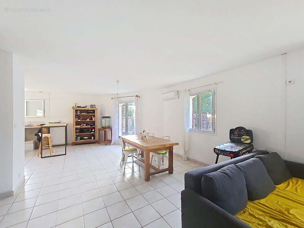 Maison à ROCHEFORT-DU-GARD