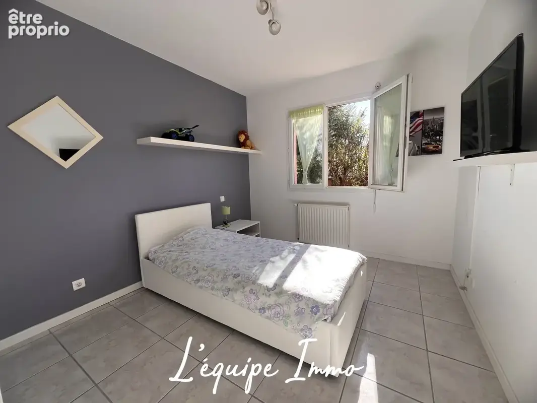Villa plain pied t6 avec piscine - photo 9