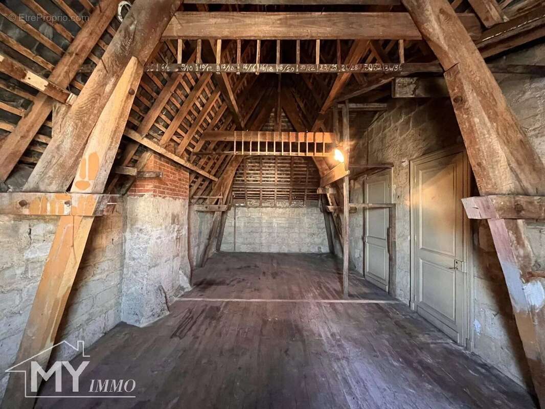 Maison à MONTPON-MENESTEROL