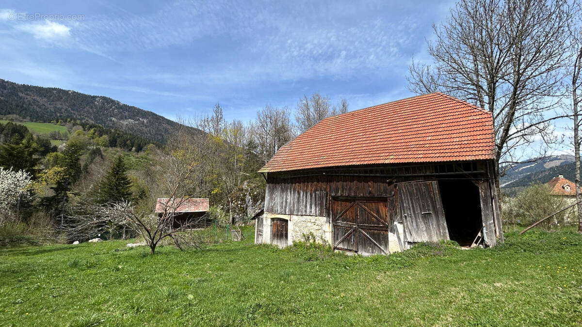 Maison à SAINT-PIERRE-DE-CHARTREUSE
