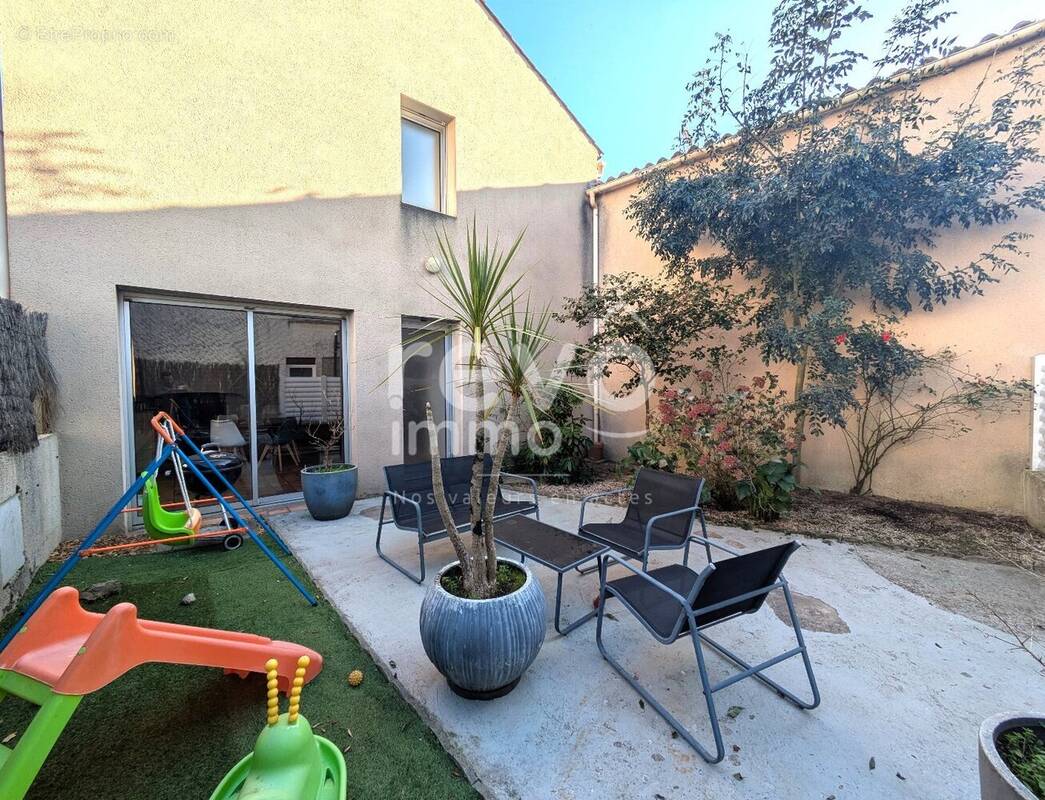 Maison à SAINT-COLOMBAN