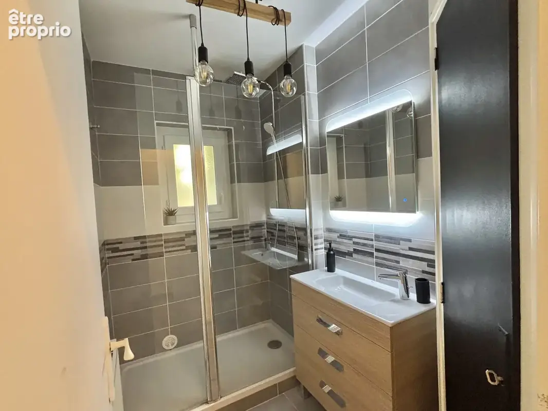 Appartement Chateauvert - T3 - 57m2 - photo 12