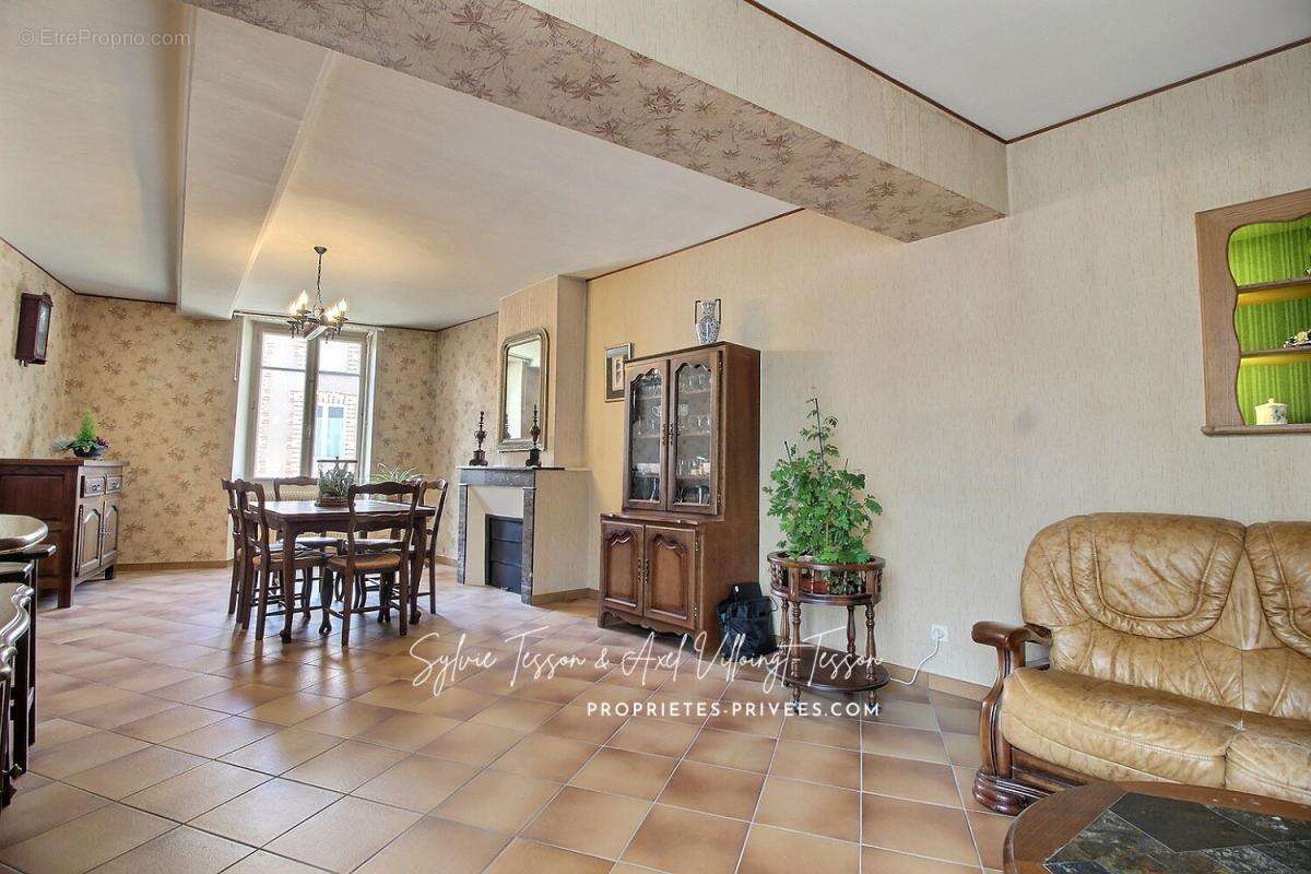 45170 Maison Aschères Le Marche avec dépendances - photo 14