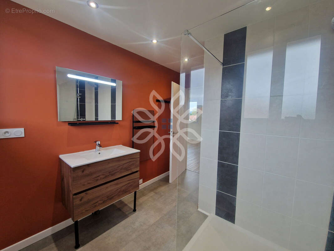 Maison à LEMPDES-SUR-ALLAGNON