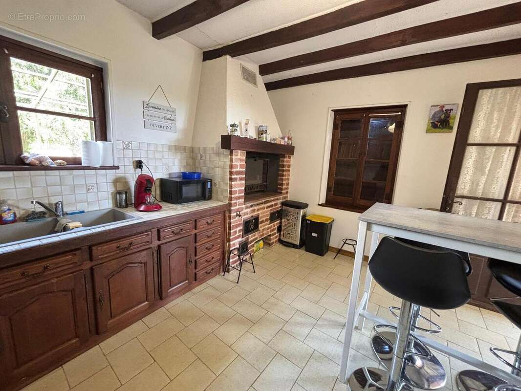  - Maison à NEGREPELISSE
