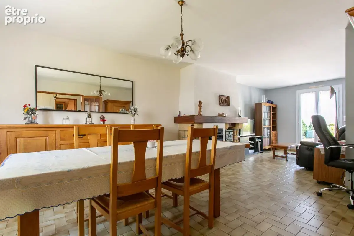 maison 2 chambres MESANGER BOURG - photo 2