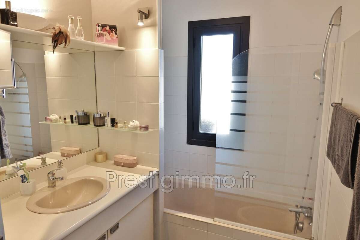 Appartement 43 m² à Mandelieu-La-Napoule  - photo 9