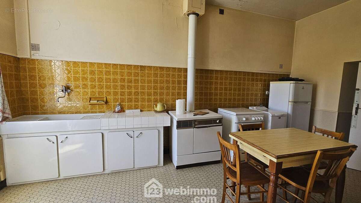 Maison 104 m² à Boeil-Bezing  - photo 9