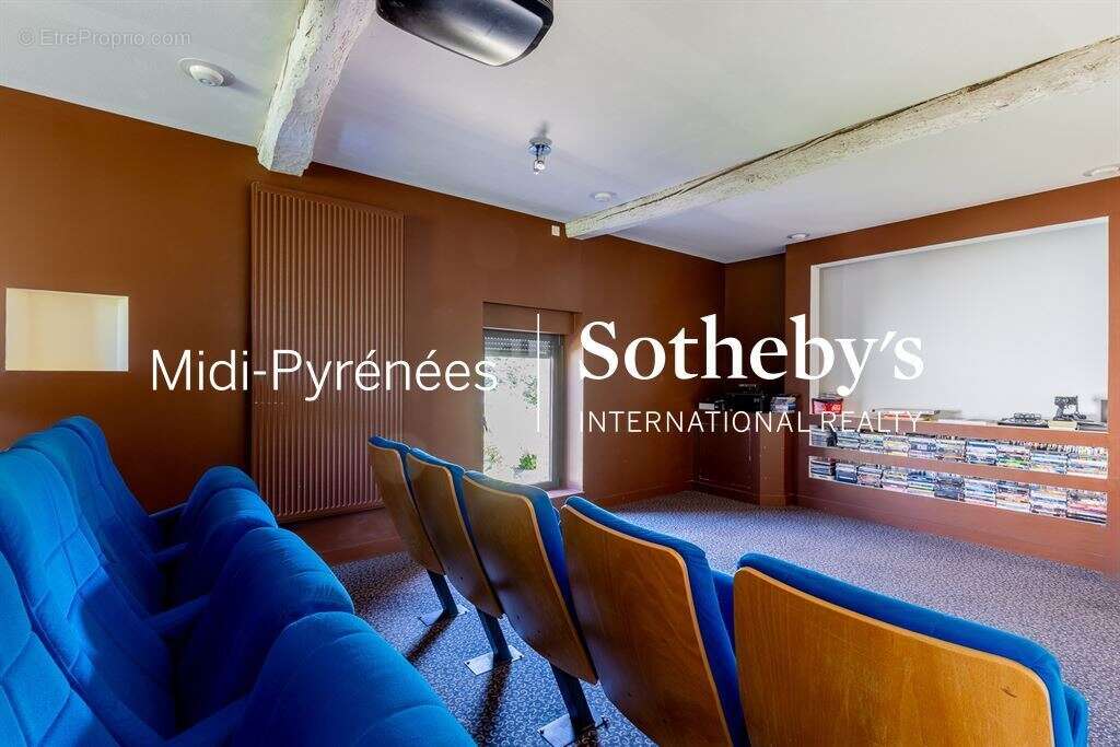 Propriété équestre de 11HA, 3 gîtes et salle de séminaire - photo 16