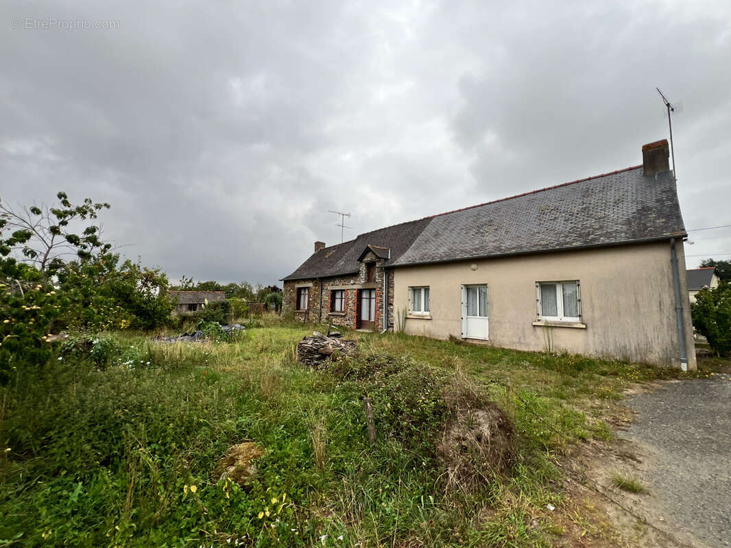 Maison à SION-LES-MINES