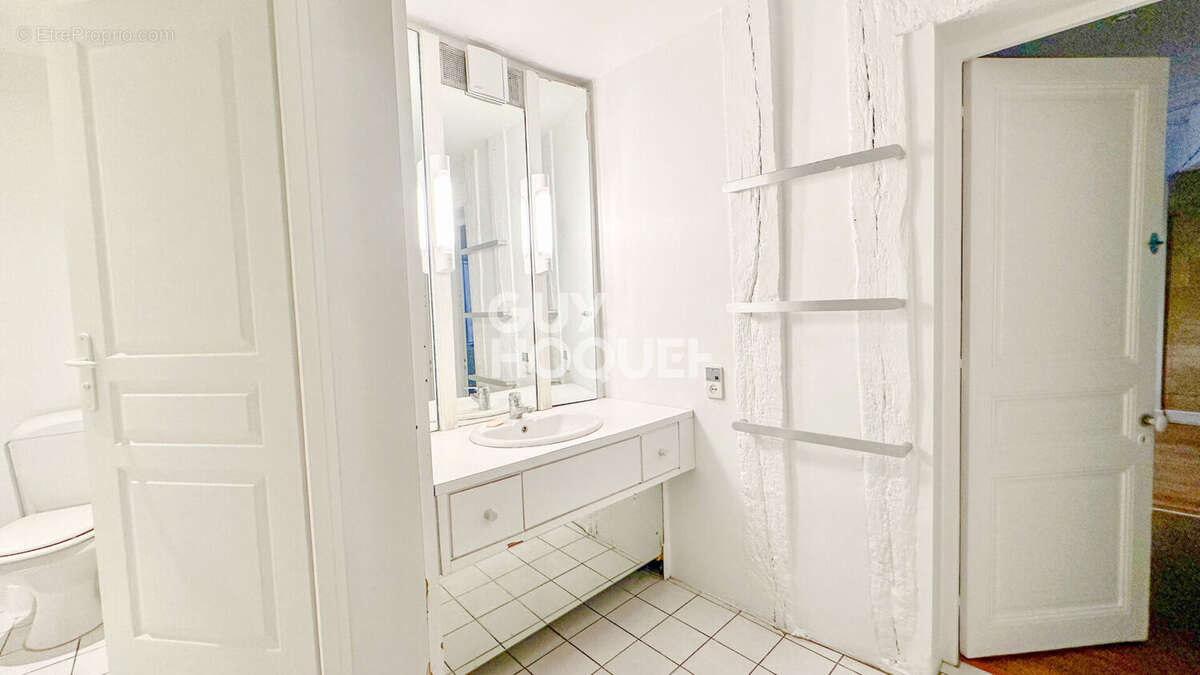 Appartement à PARIS-5E