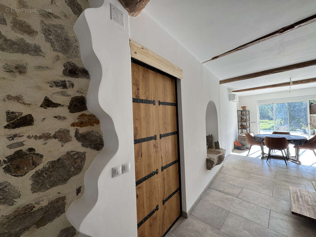 Maison à NEVIAN