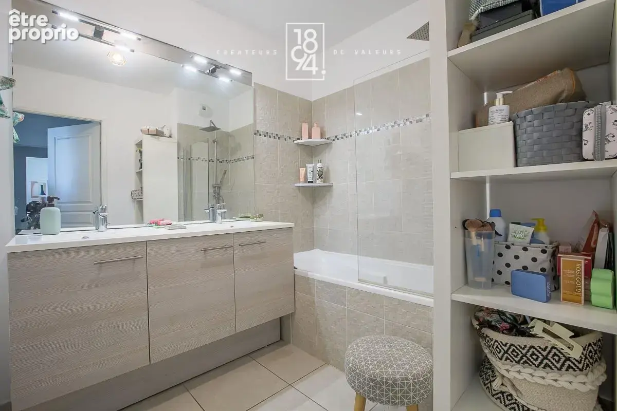 Appartement T3 65m2 BOX ET Place de parking - photo 8