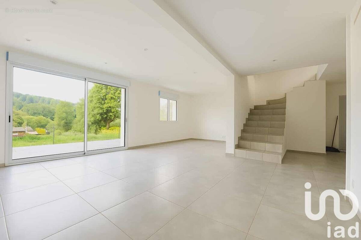 Photo 1 - Maison à NOUZONVILLE