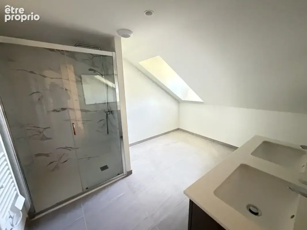 Bâtisse d'exception - Duplex de prestige au dernier étage - photo 8