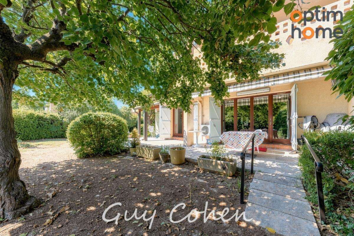 Magnifique t4 en rez de jardin 700 m2 terrain proche centre - photo 9