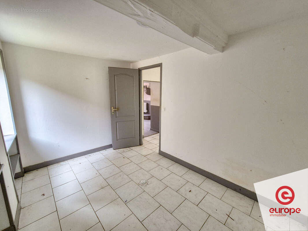 Maison de village louée - photo 7