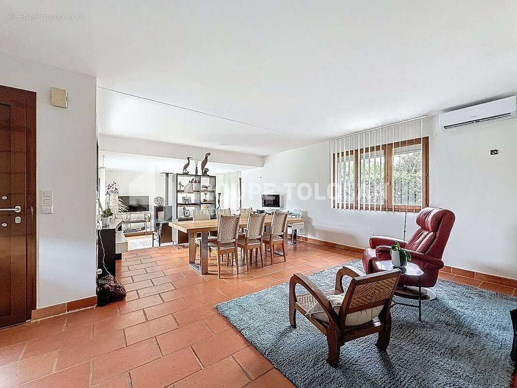 Maison à SAINT-ORENS-DE-GAMEVILLE