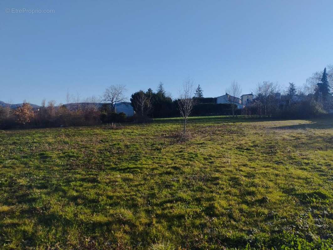 Terrain à CLERMONT-FERRAND