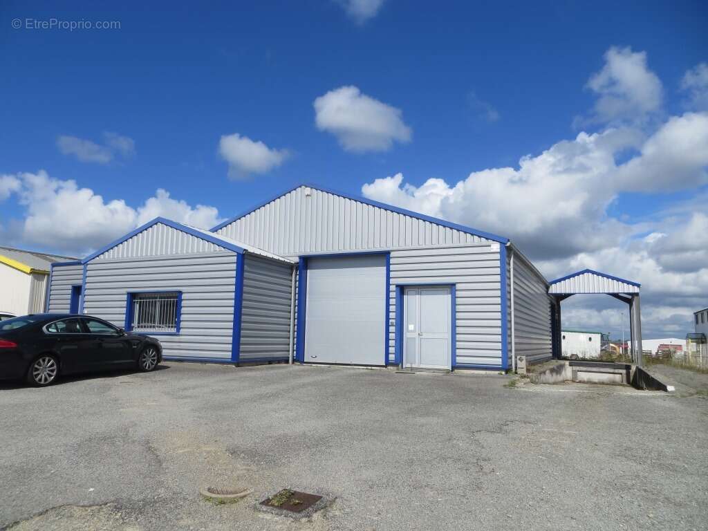 Commerce à SAINT-EVARZEC