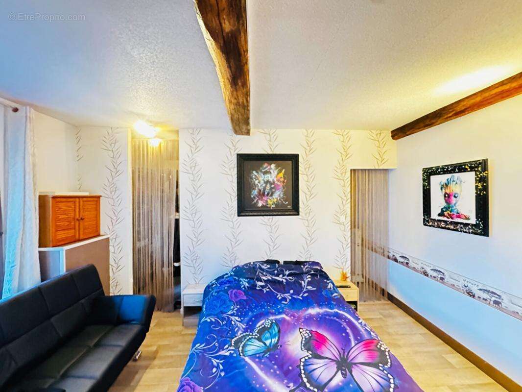 Appartement à SAINT-HAON-LE-CHATEL