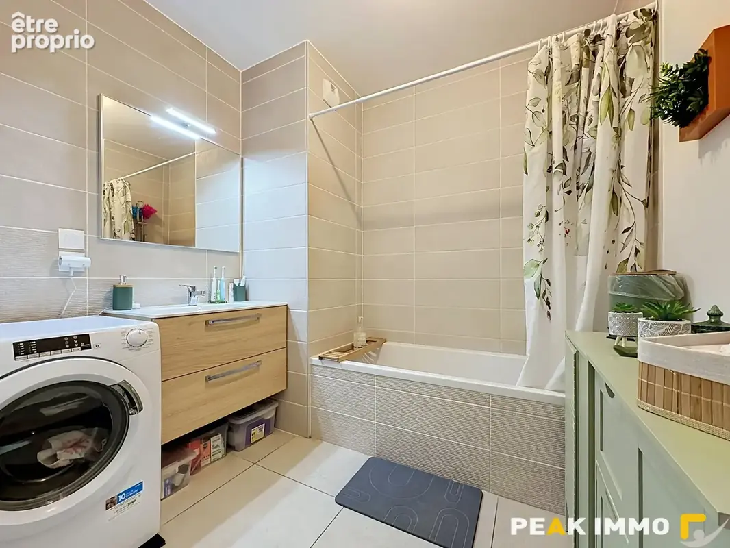 Appartement 3 pièces - 63 m2 - Sales - photo 8