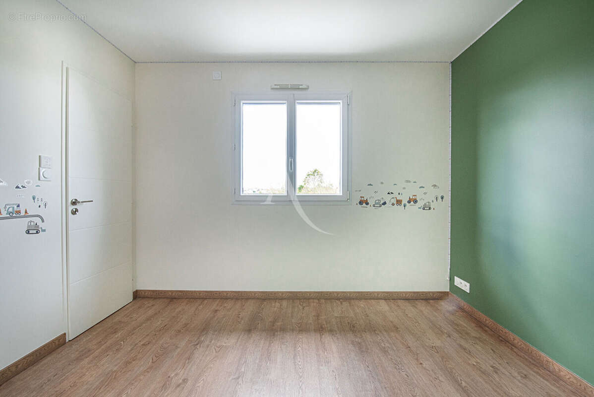 Maison à JUIGNE-SUR-LOIRE