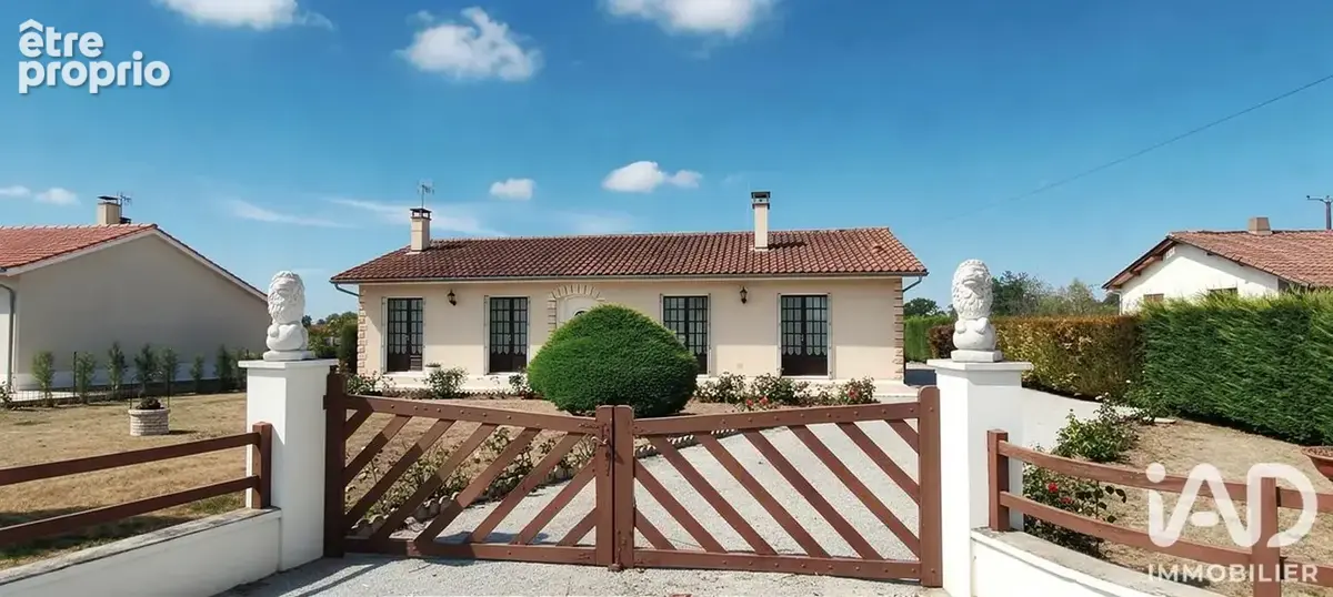 Photo 1 - Maison à ROUMAZIERES-LOUBERT