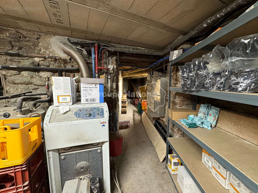 Commerce à SAINT-JEAN-DU-GARD