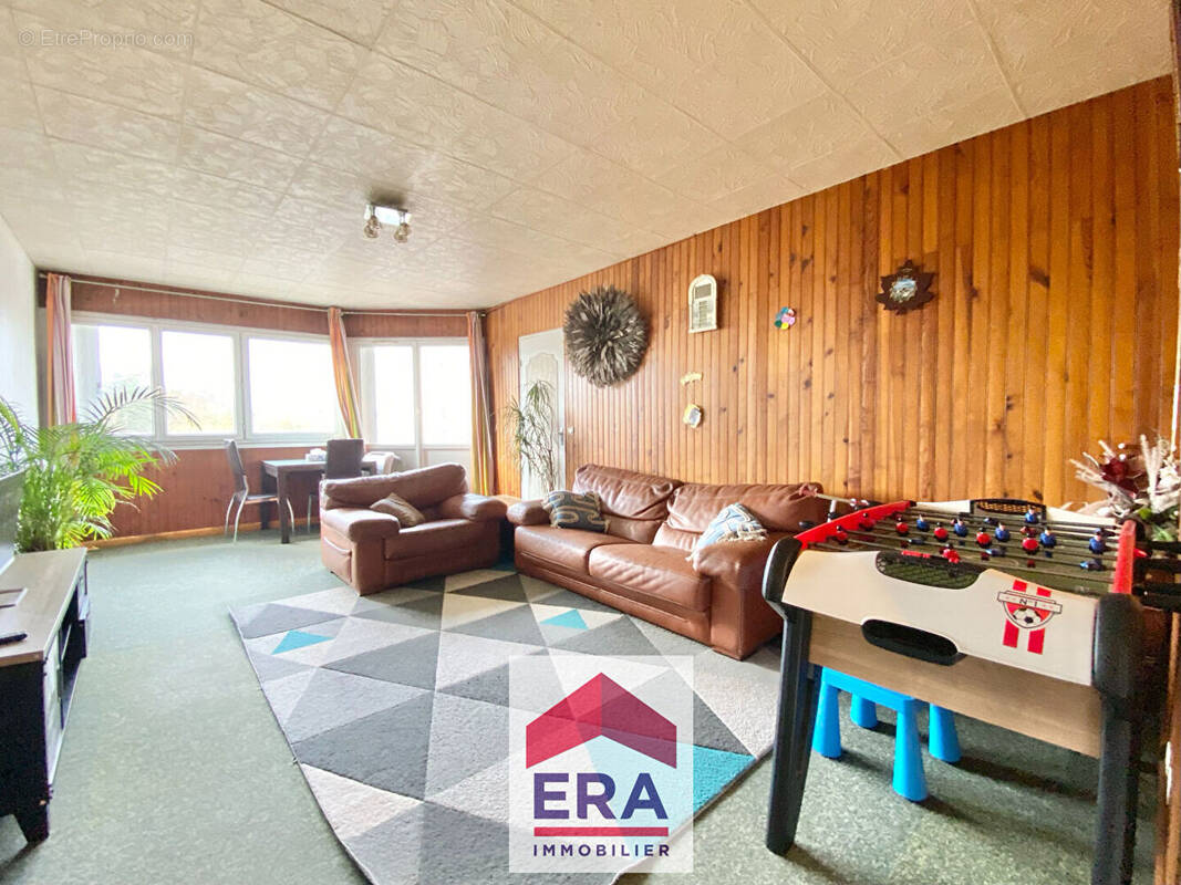 Appartement à SARTROUVILLE