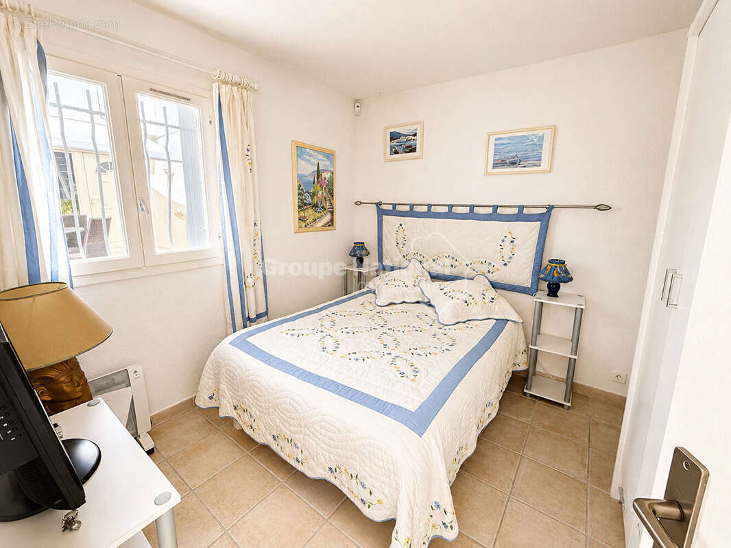 Charmante marina en duplex avec appontement large et garage - photo 8