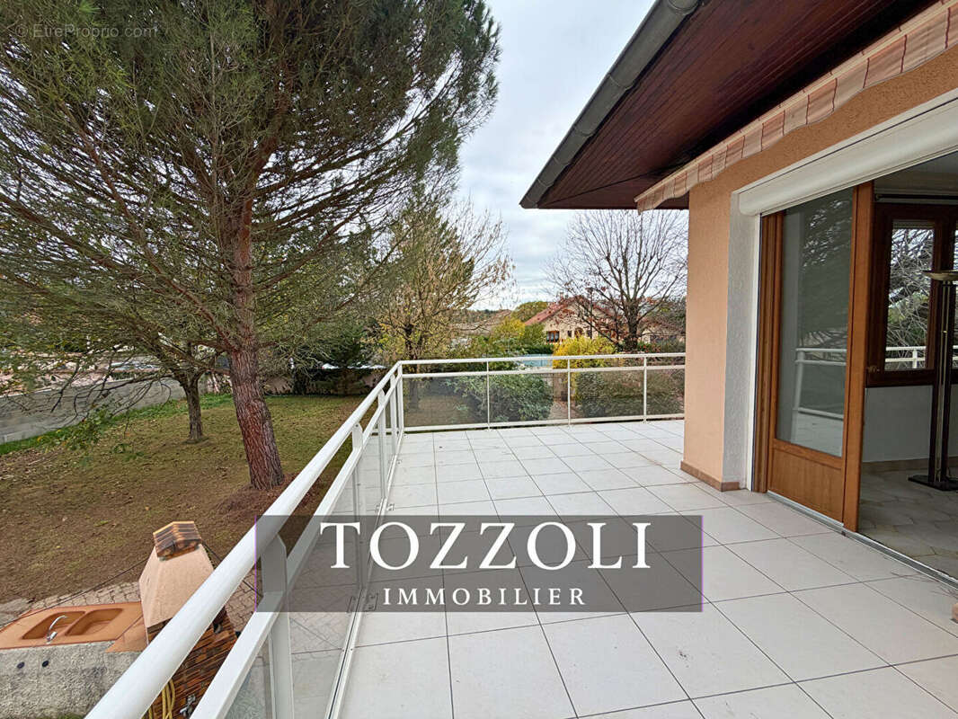 Maison à SAINT-QUENTIN-FALLAVIER