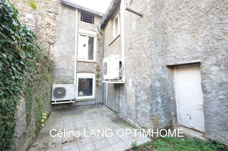 Maison à FRANCHEVAL