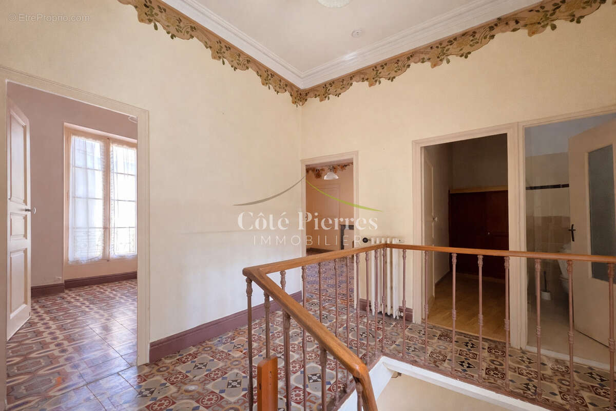 Maison à COMBAS