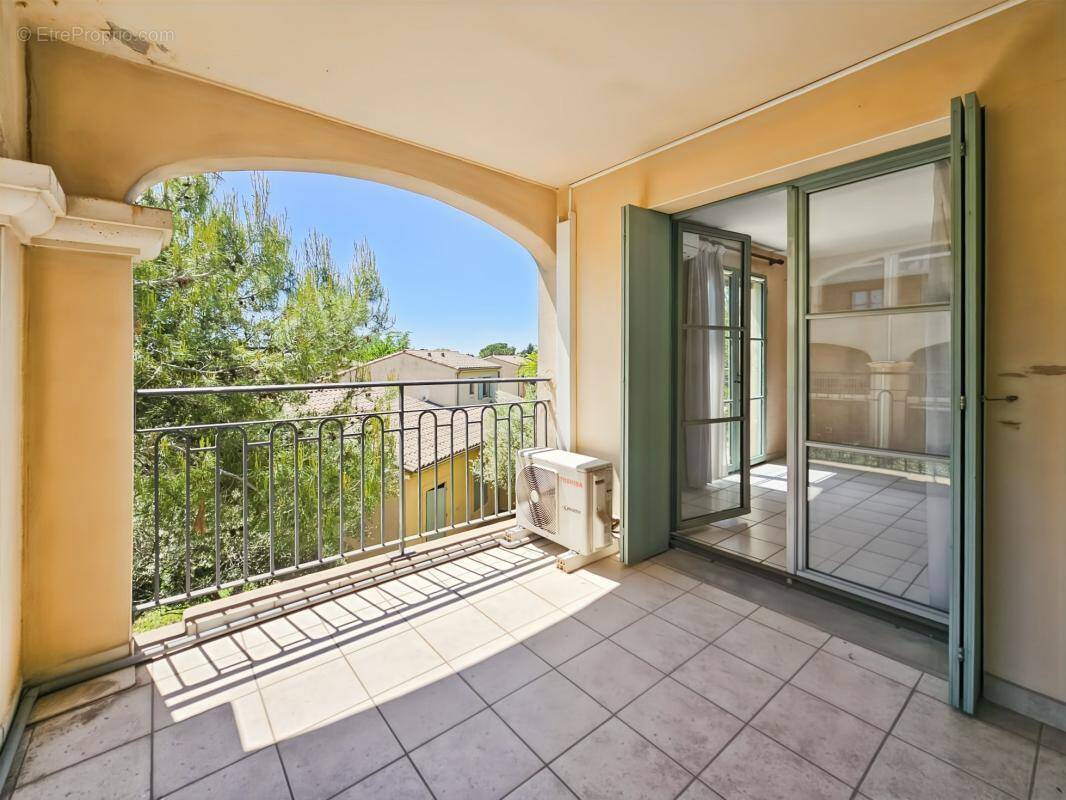 Appartement à UZES