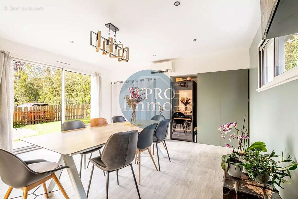 Maison rénovée avec piscine - 142 m² - Suite parentale - Vertou Portereau - photo 3