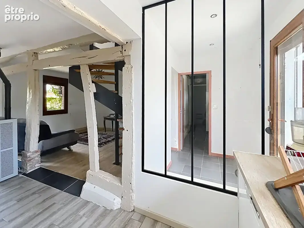 Maison de caractère sur 4 150m2 de terrain - photo 6