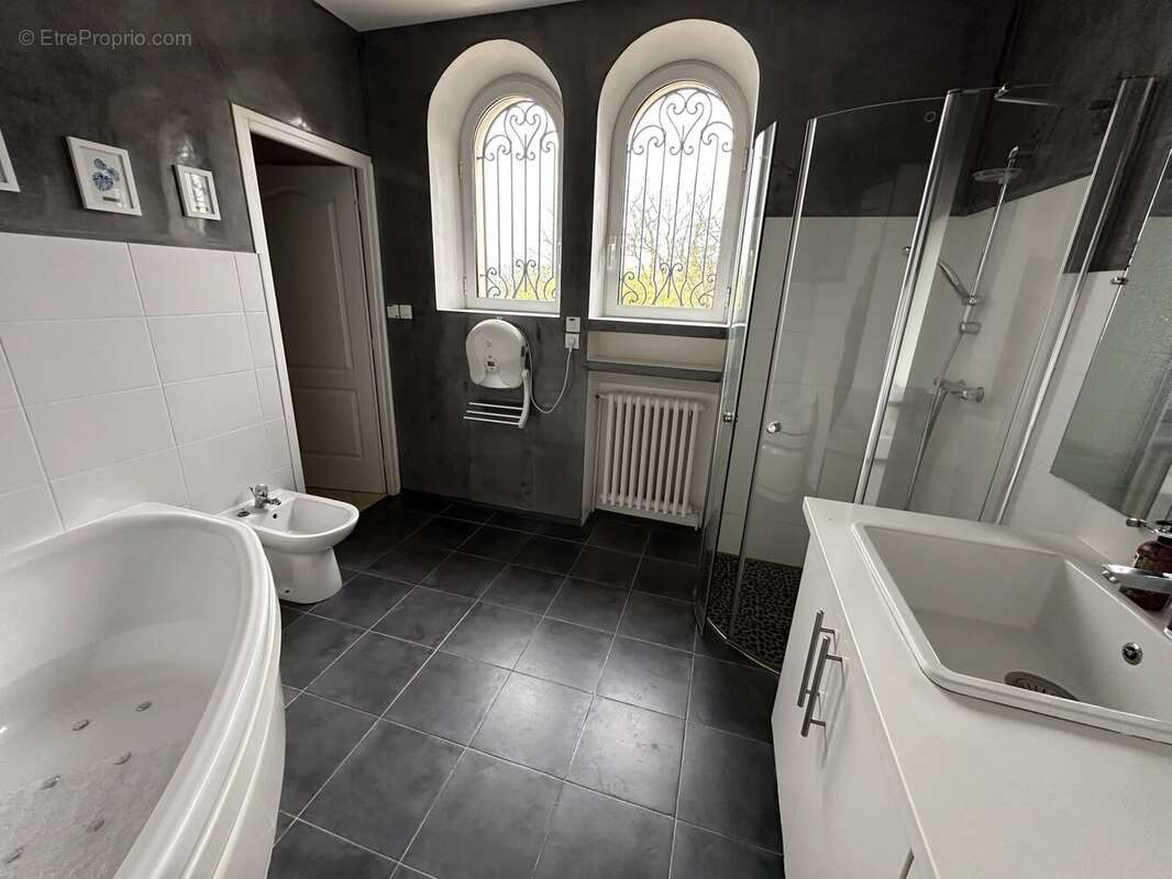 Maison à SAINTE-FOY-LA-GRANDE