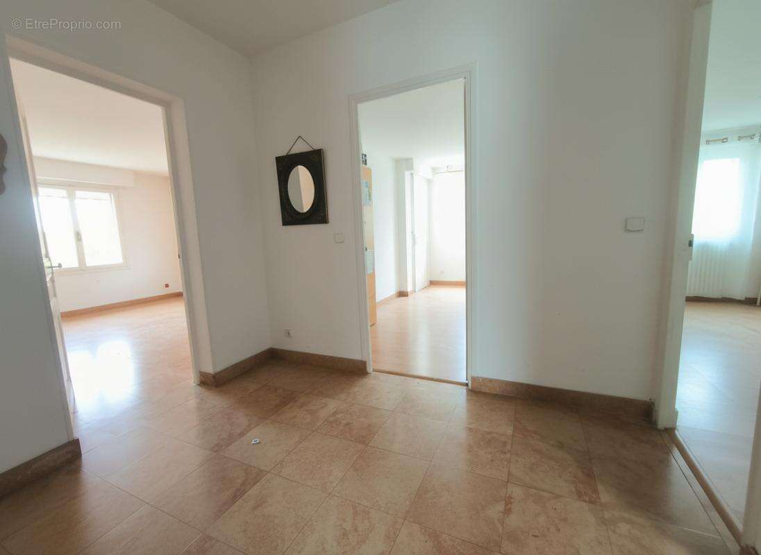 Appartement à LE CANNET
