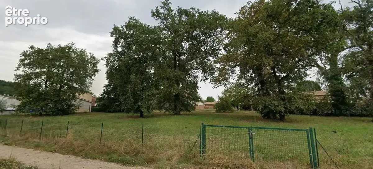 Photo Terrain à Saint-Aubin-De-Medoc au prix de 184 000€