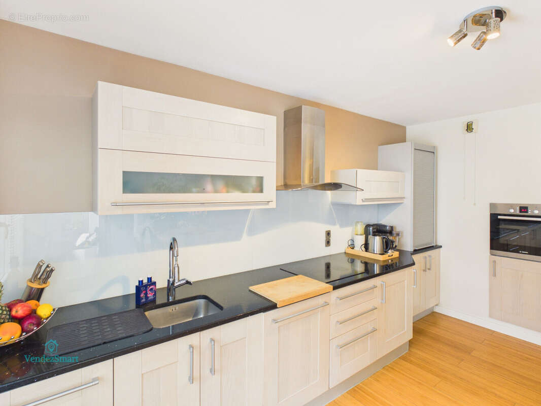 Appartement à VILLE-LA-GRAND