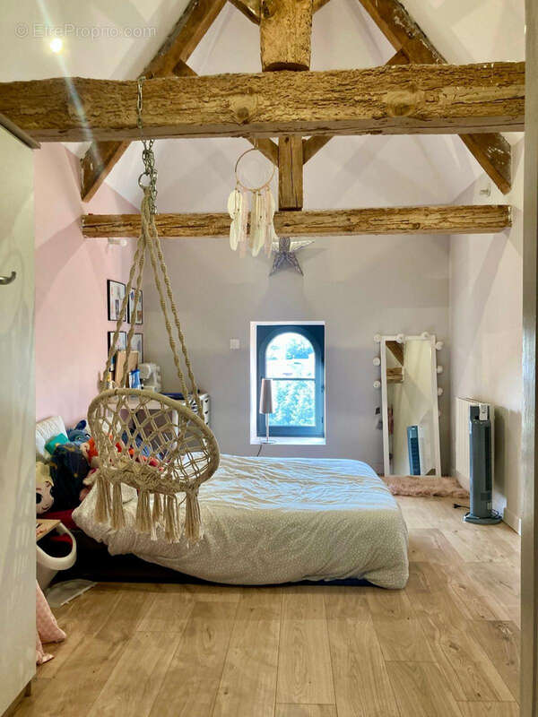 Maison à SAINT-SYMPHORIEN-SUR-COISE