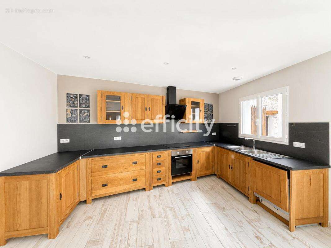 Maison 145 m² à Saujon  - photo 4