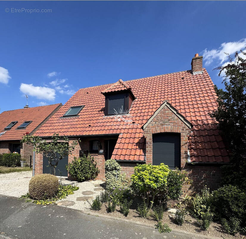 Maison à CROIX