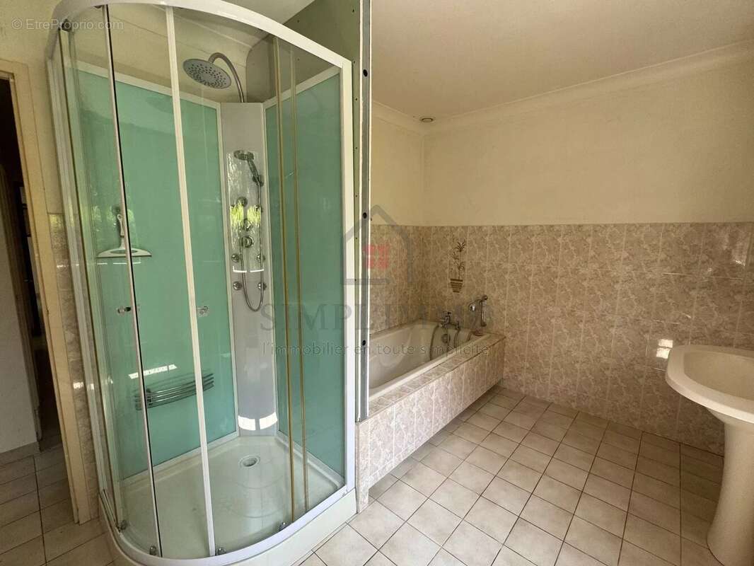 Maison à SAINT-HIPPOLYTE