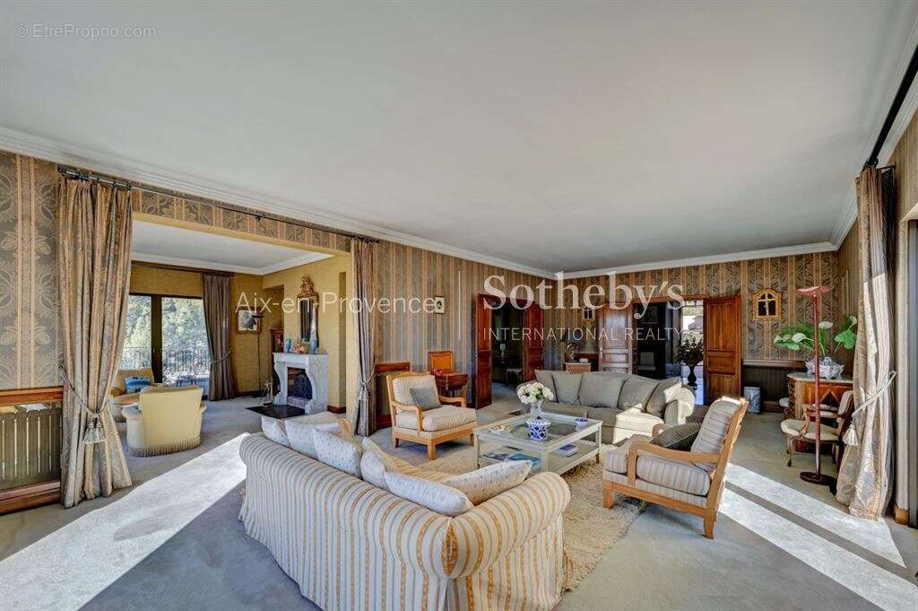Maison à AIX-EN-PROVENCE