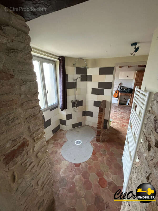 Maison à SAINT-MARCEL