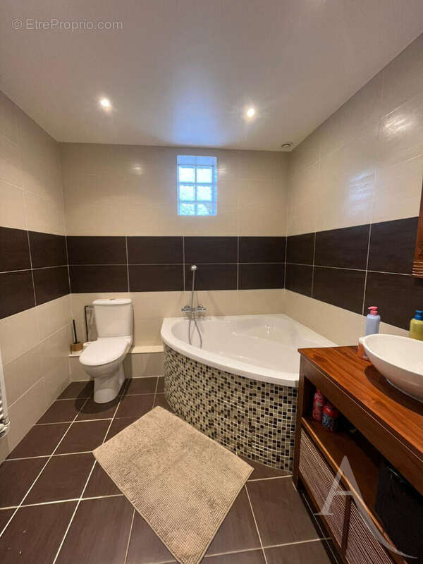 Maison à ROSNY-SOUS-BOIS