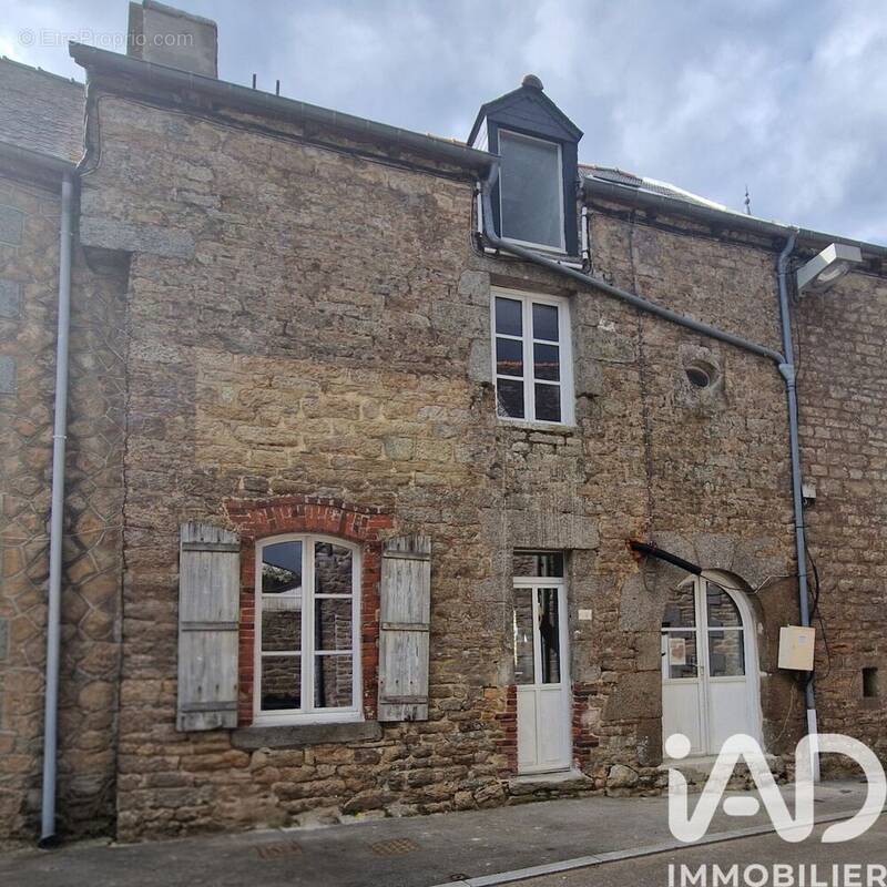 Photo 1 - Maison à LE GOURAY