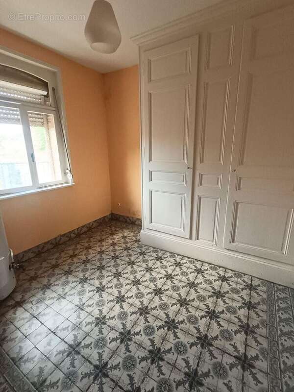 Maison 136 m² à Courcelles-Le-Comte  - photo 3